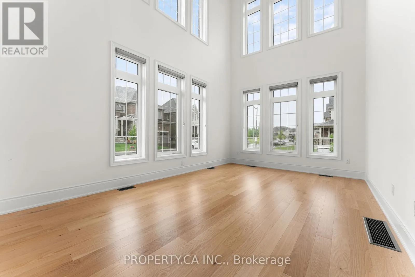 32 VALLEYWEST ROAD
