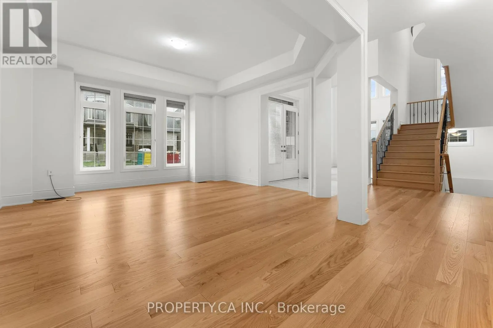 32 VALLEYWEST ROAD