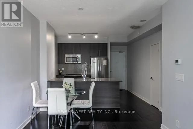 903 - 4011 BRICKSTONE MEWS