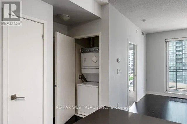 903 - 4011 BRICKSTONE MEWS