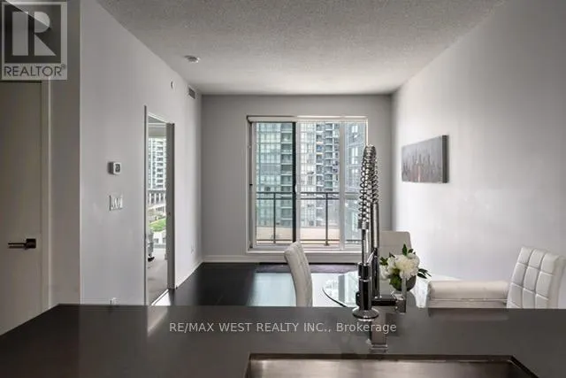 903 - 4011 BRICKSTONE MEWS