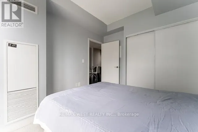 903 - 4011 BRICKSTONE MEWS