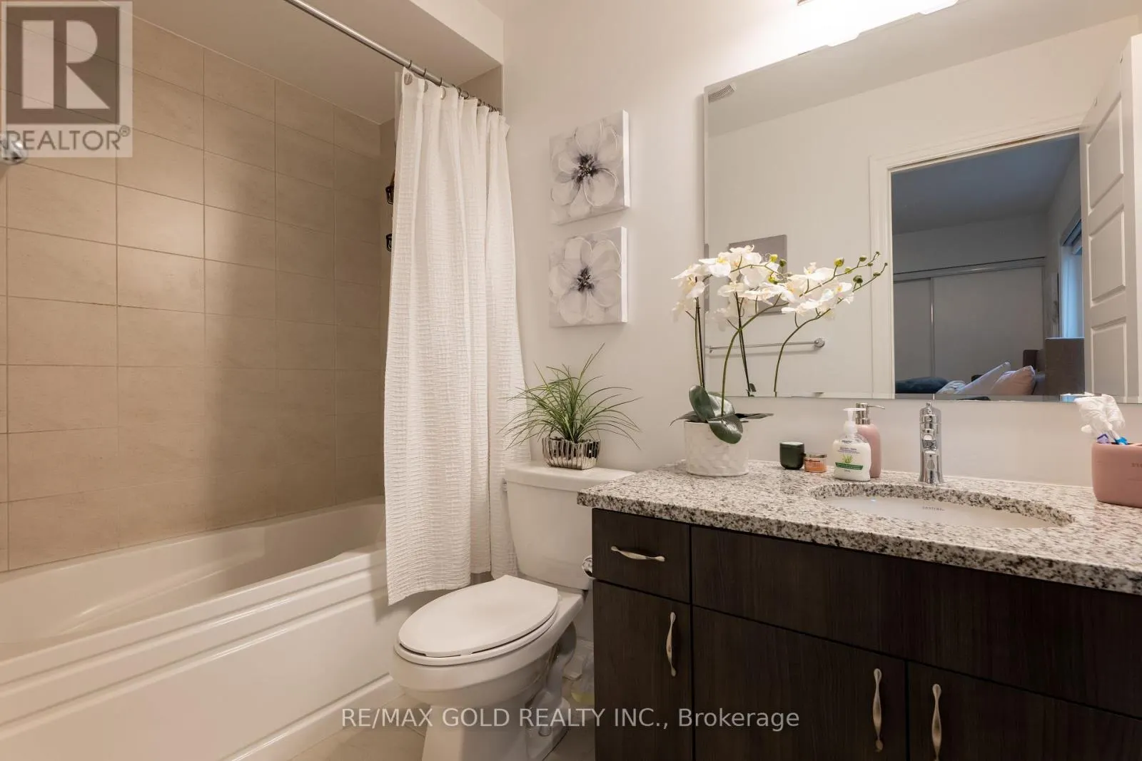 1257 TRUDEAU DRIVE