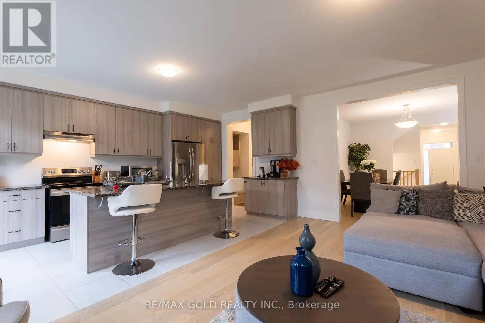 1257 TRUDEAU DRIVE