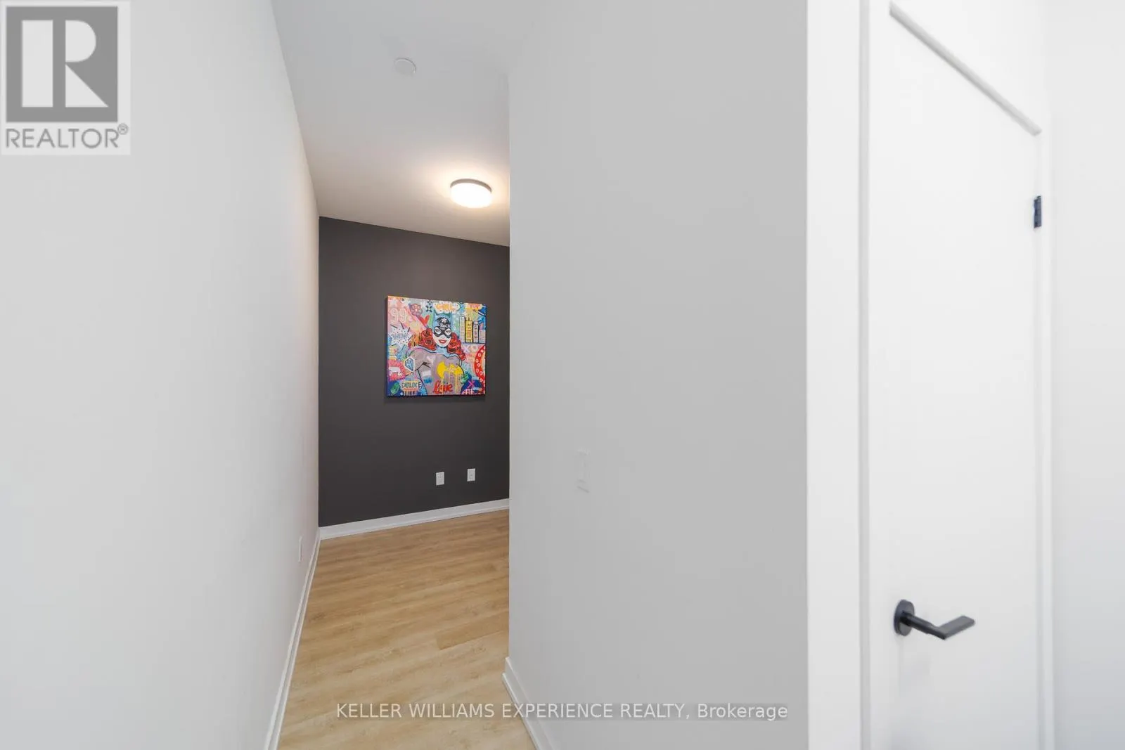 118 - 2300 ST CLAIR AVENUE W