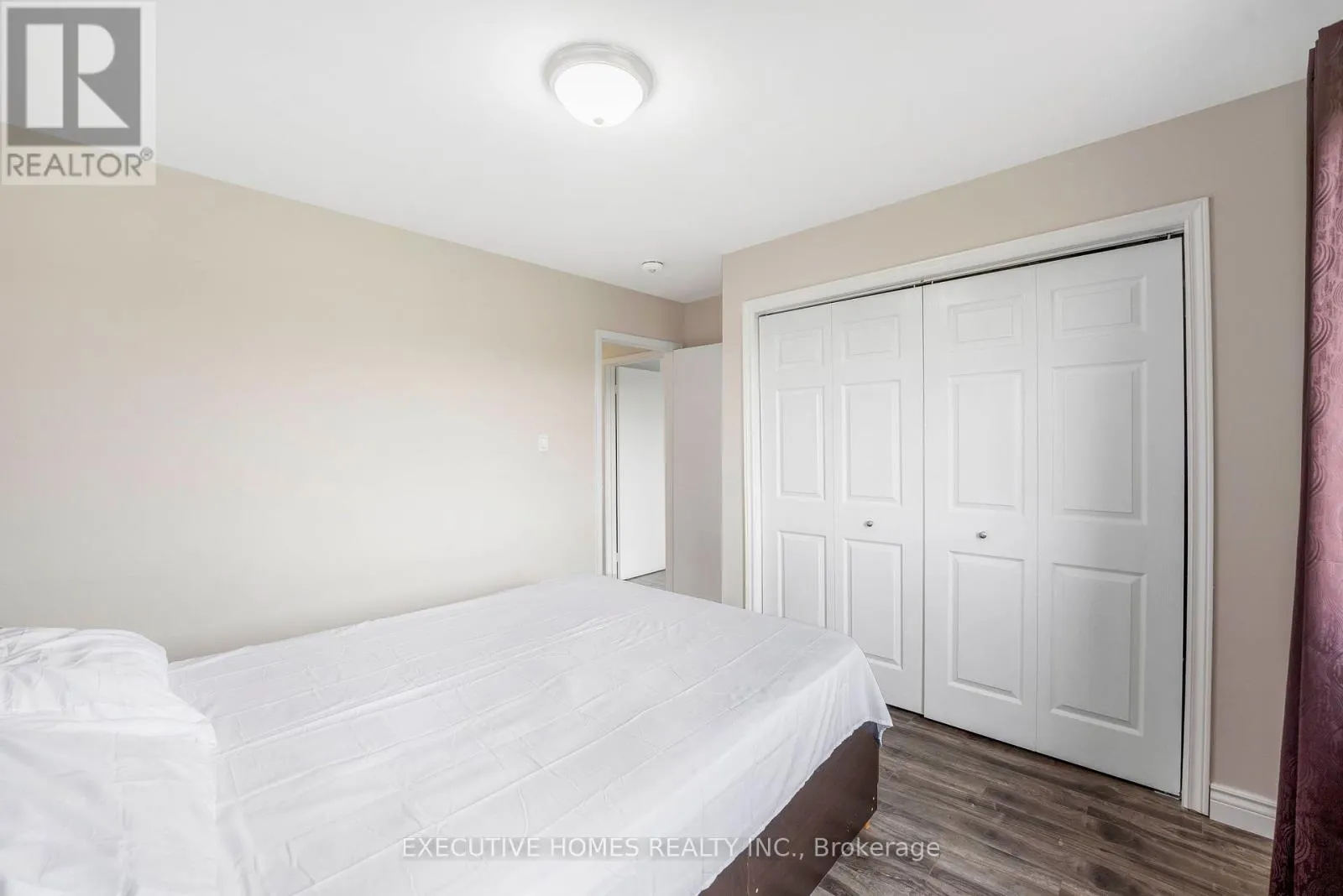 140 WEYBRIDGE TRAIL