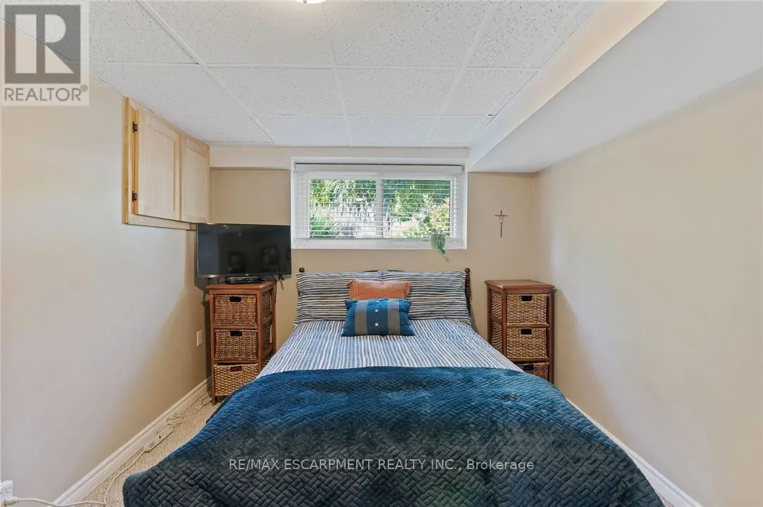 1383 CHRISTINA COURT