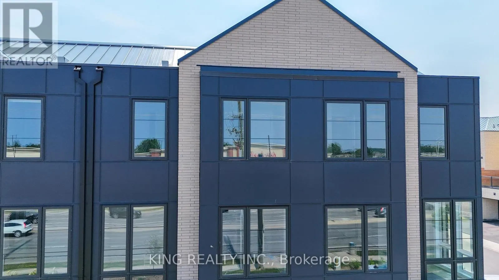 52 - 2273 TURNBERRY ROAD