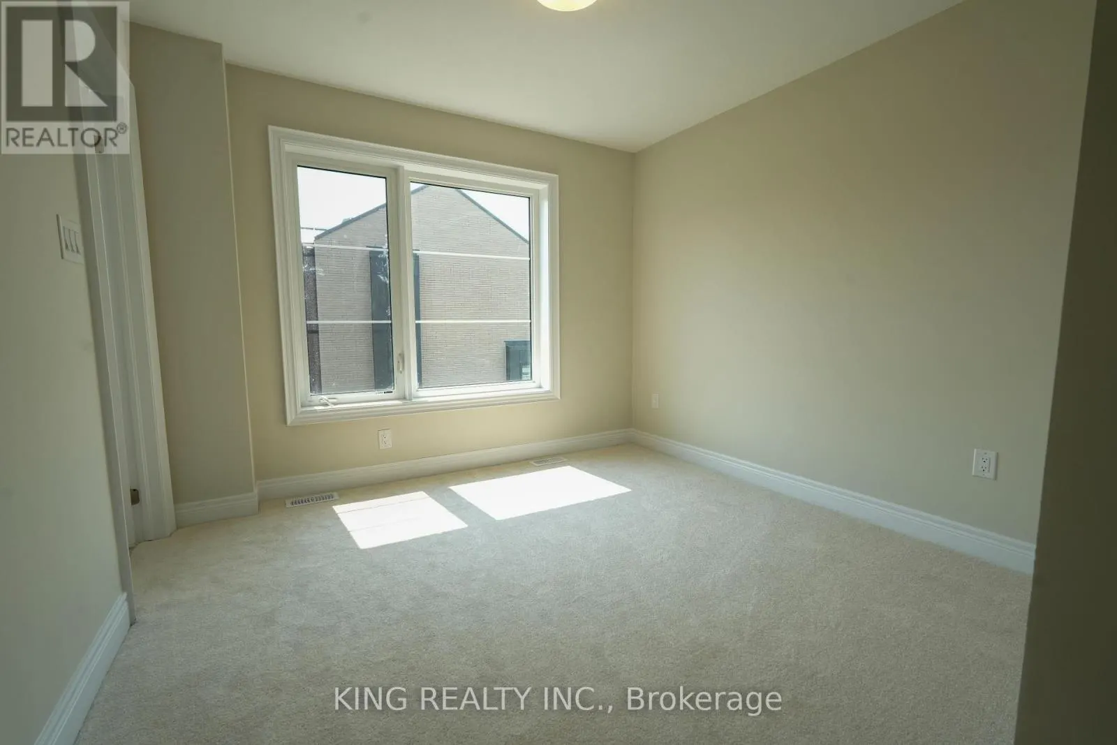 52 - 2273 TURNBERRY ROAD