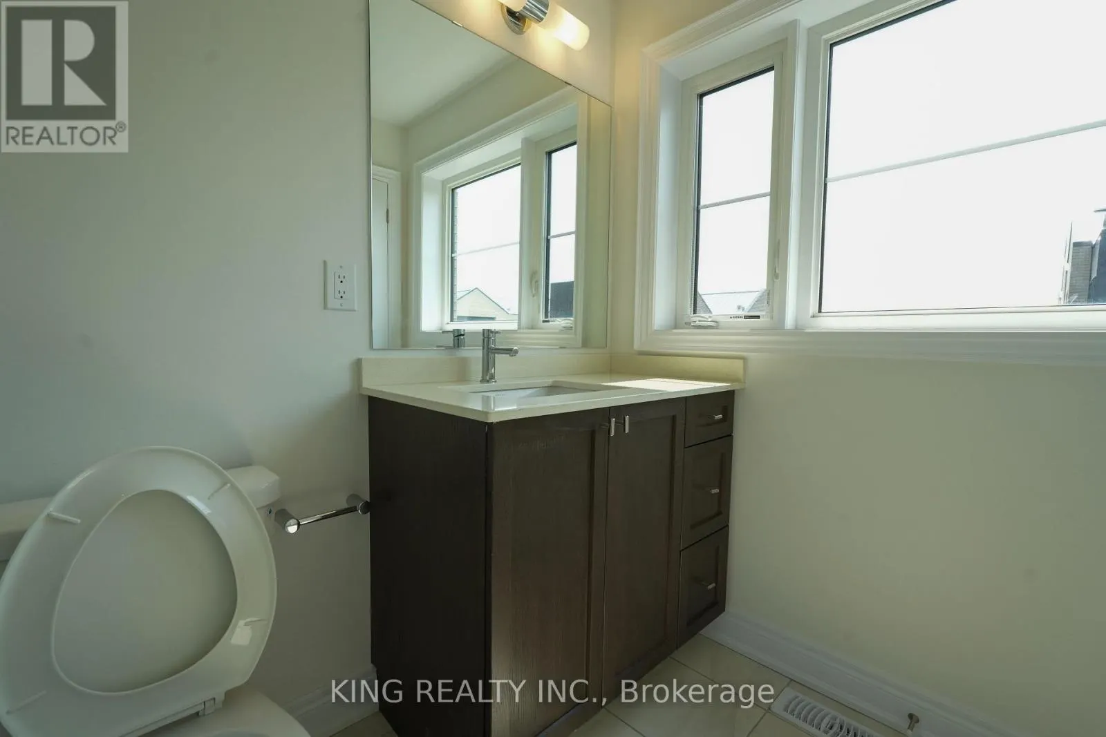 52 - 2273 TURNBERRY ROAD
