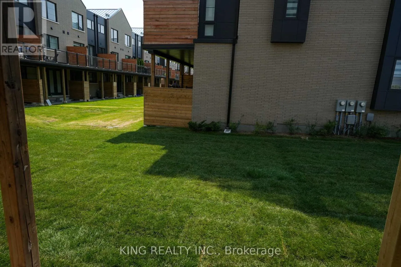 52 - 2273 TURNBERRY ROAD