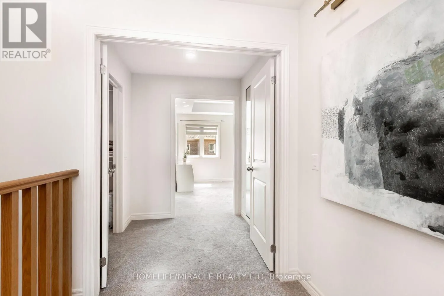 10 ELVERTON CRESCENT