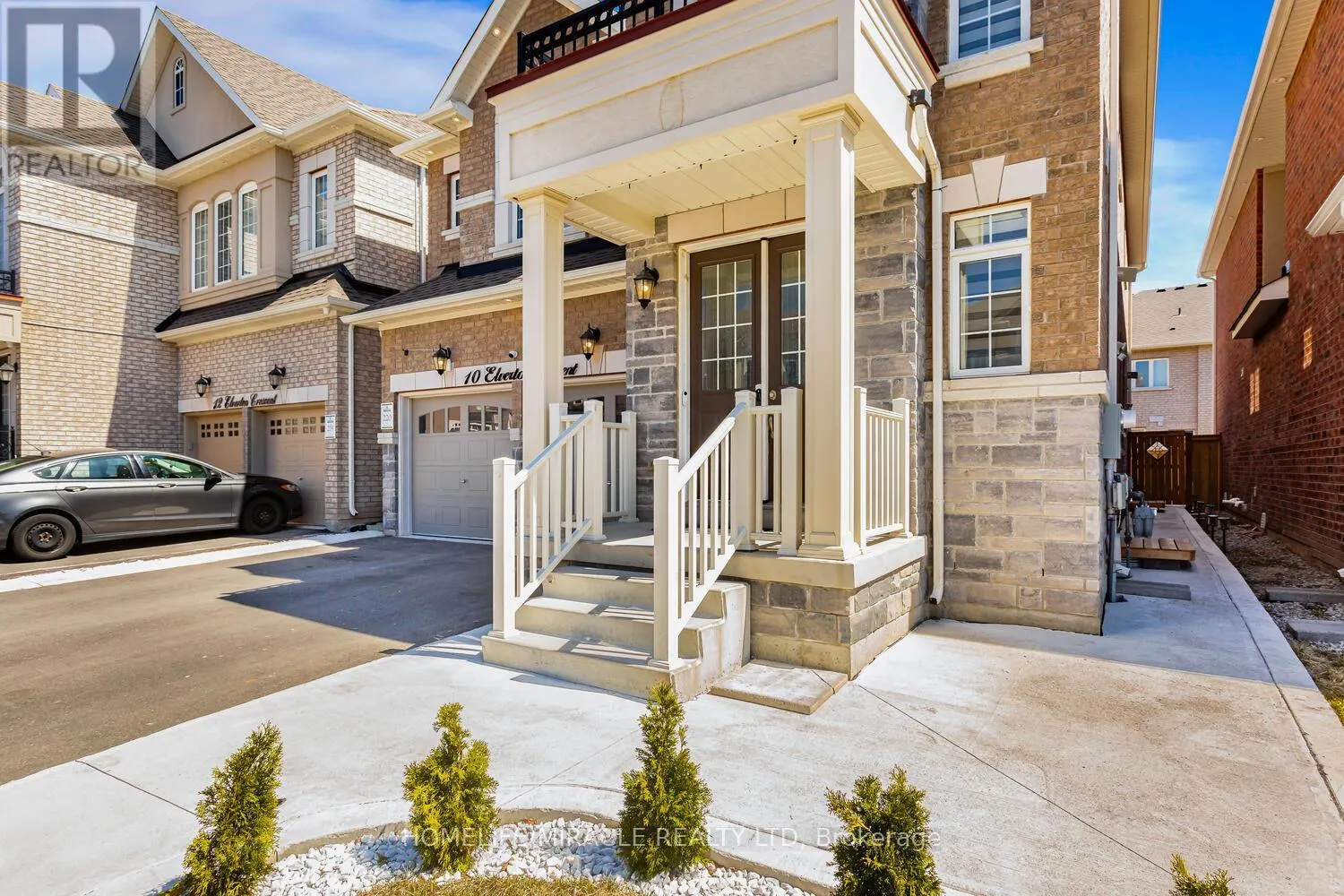10 ELVERTON CRESCENT