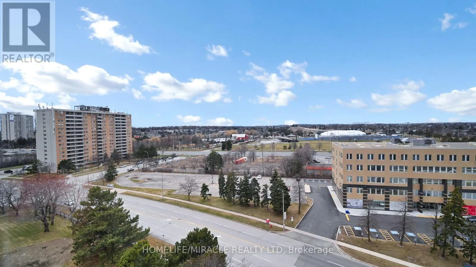 1112 - 15 KENSINGTON ROAD