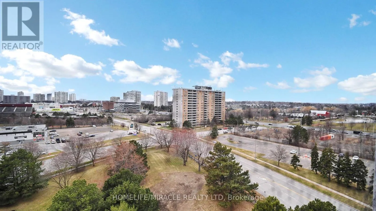 1112 - 15 KENSINGTON ROAD