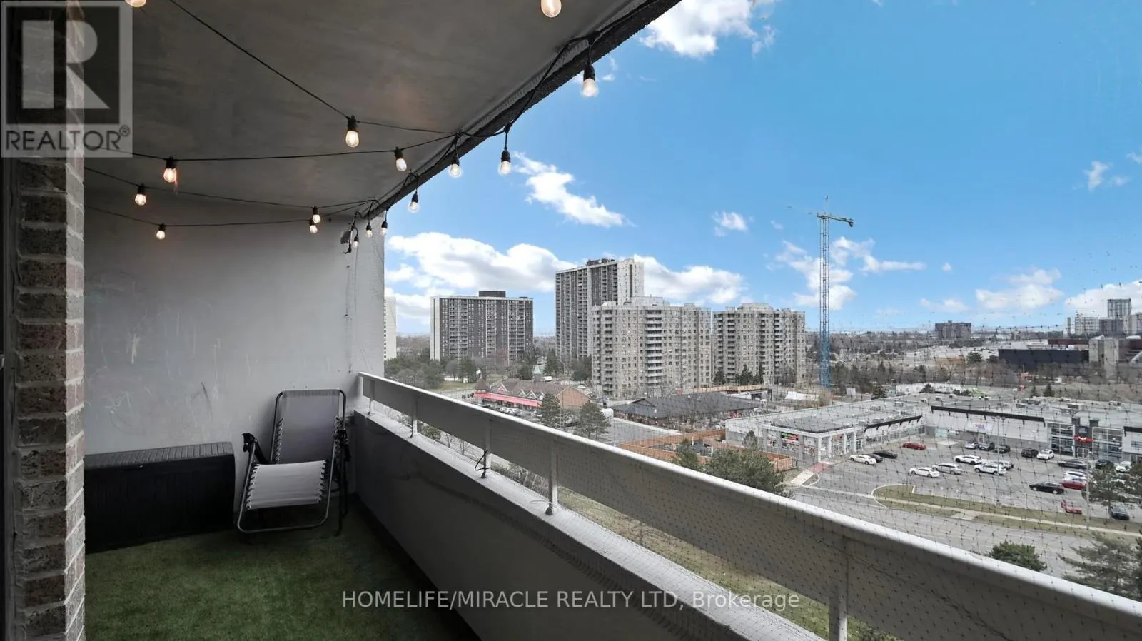 1112 - 15 KENSINGTON ROAD