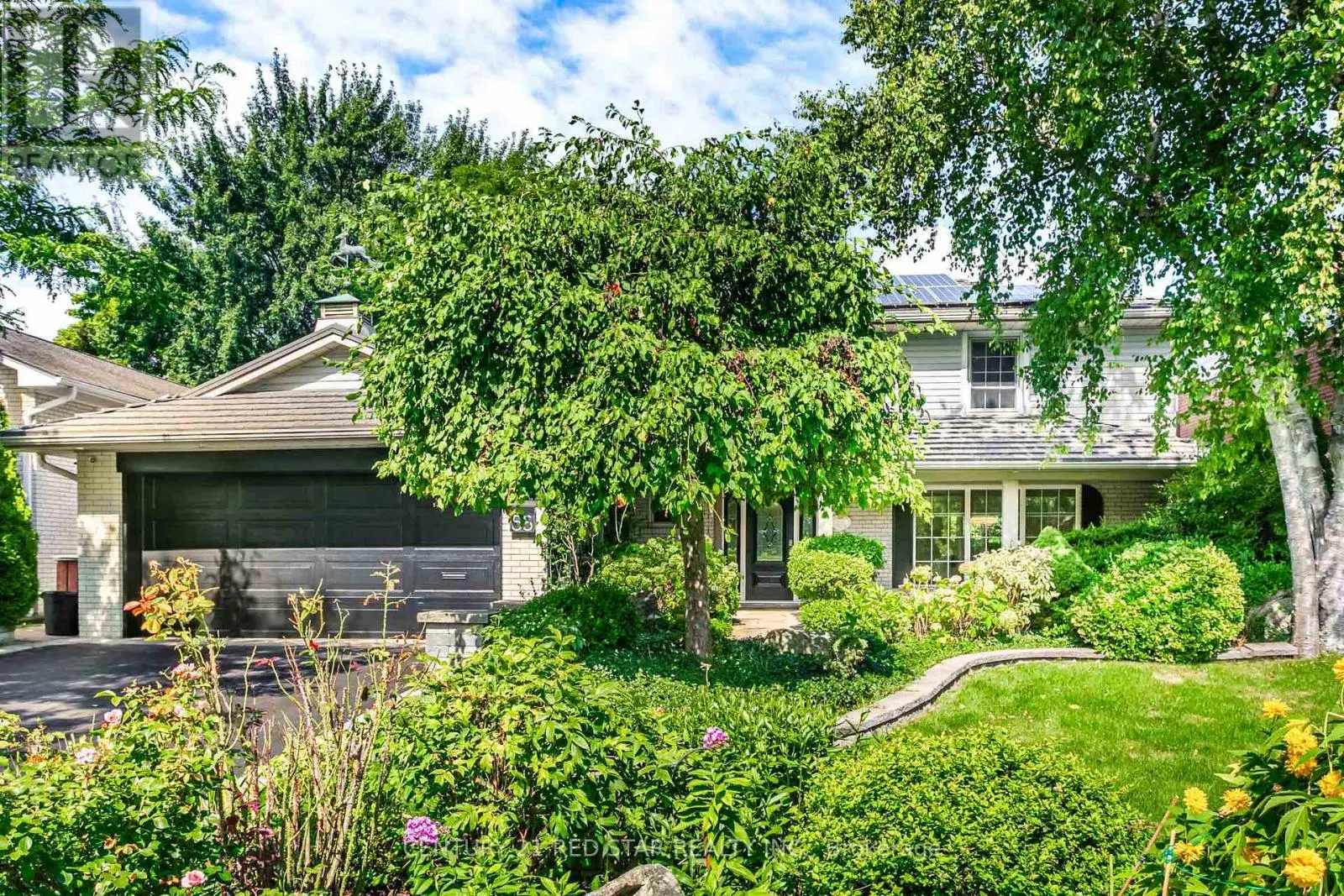 56 SILVERTHORNE BUSH DRIVE