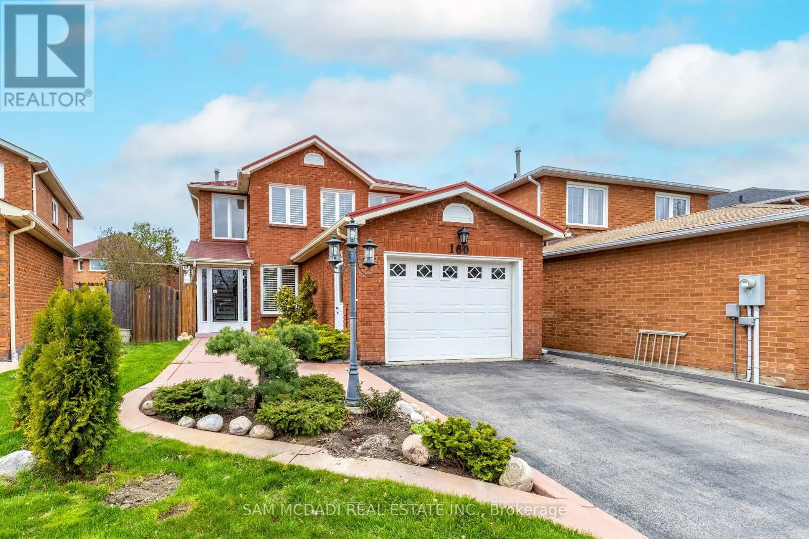 160 TUSCADERO CRESCENT