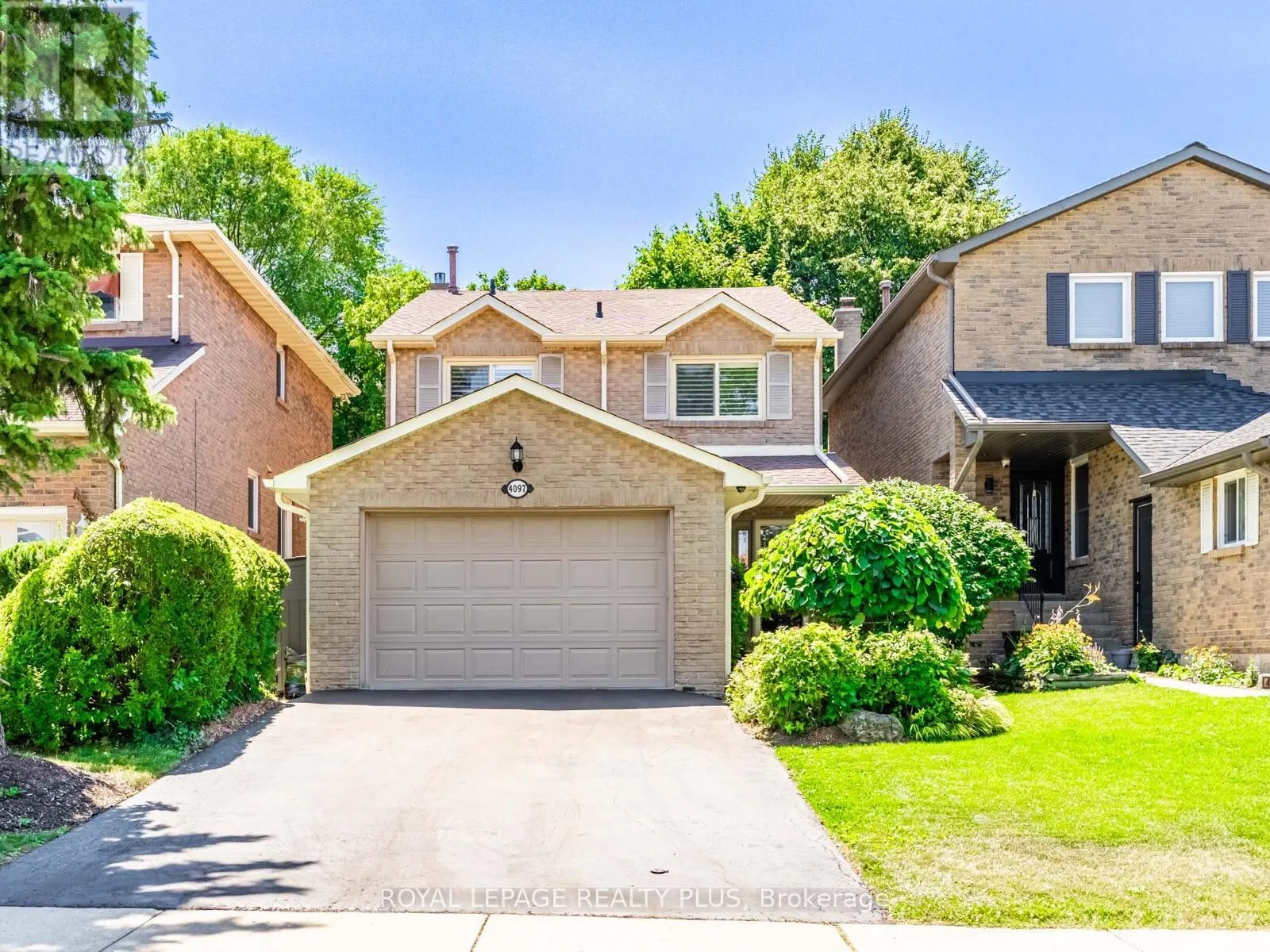 4097 TRAPPER CRESCENT