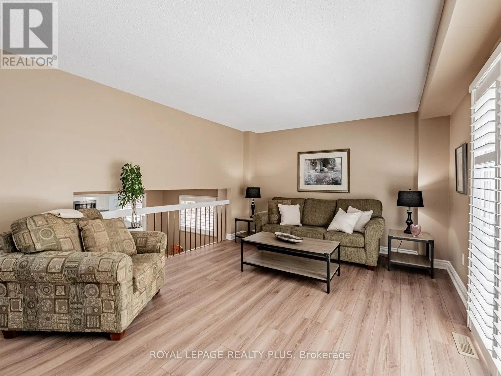 4097 TRAPPER CRESCENT