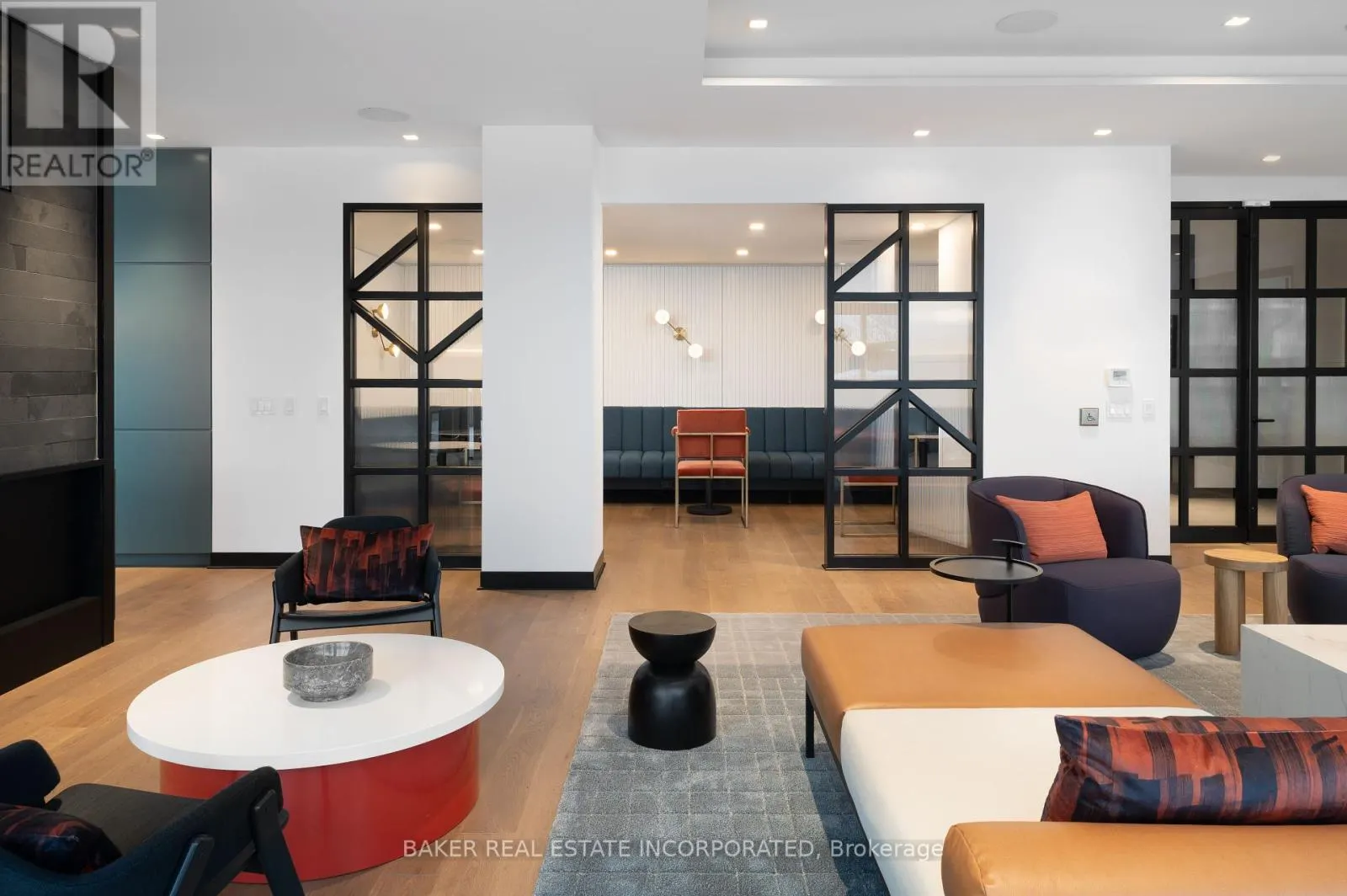 526 - 740 DUPONT STREET