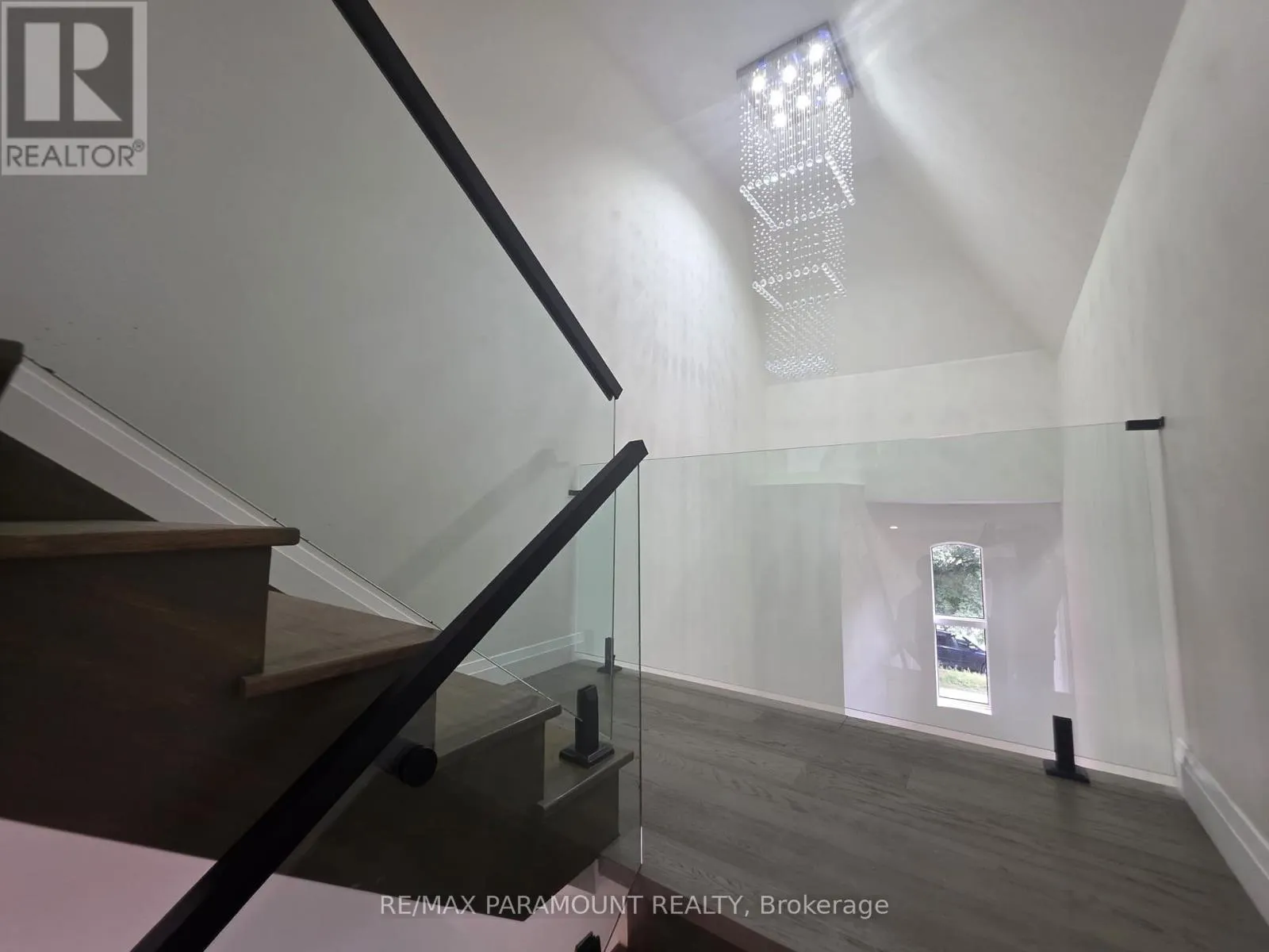 2 - 136 HIGH PARK AVENUE