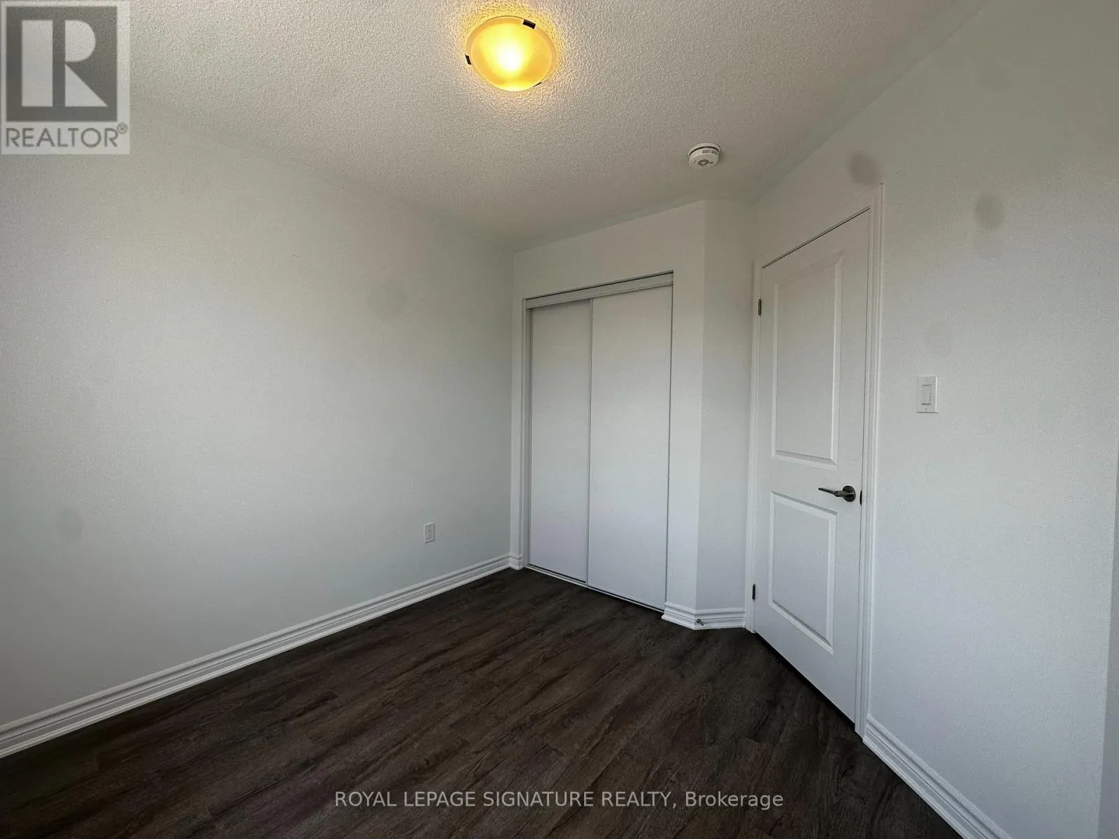 7 - 1259 LILY CRESCENT