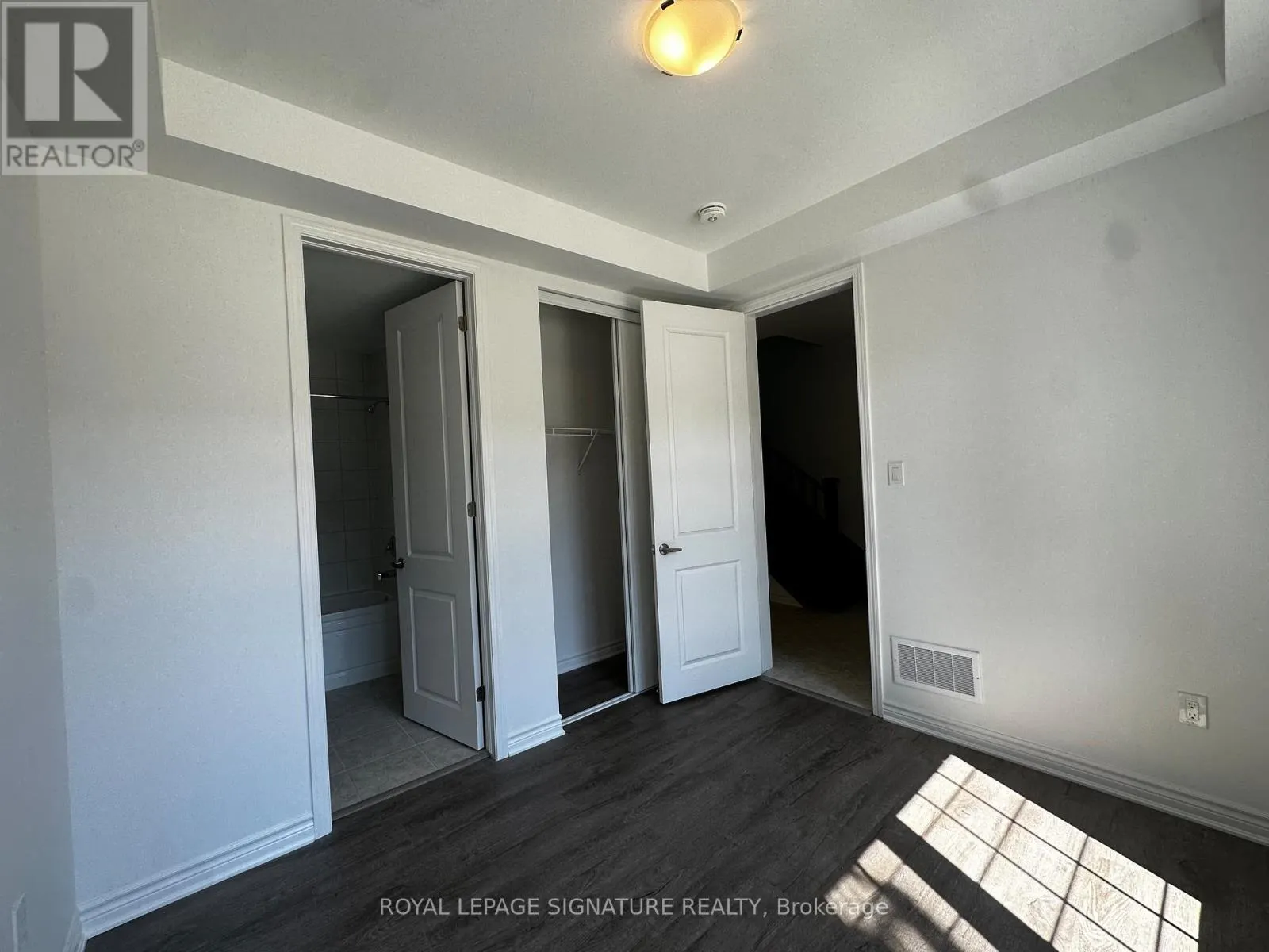 7 - 1259 LILY CRESCENT