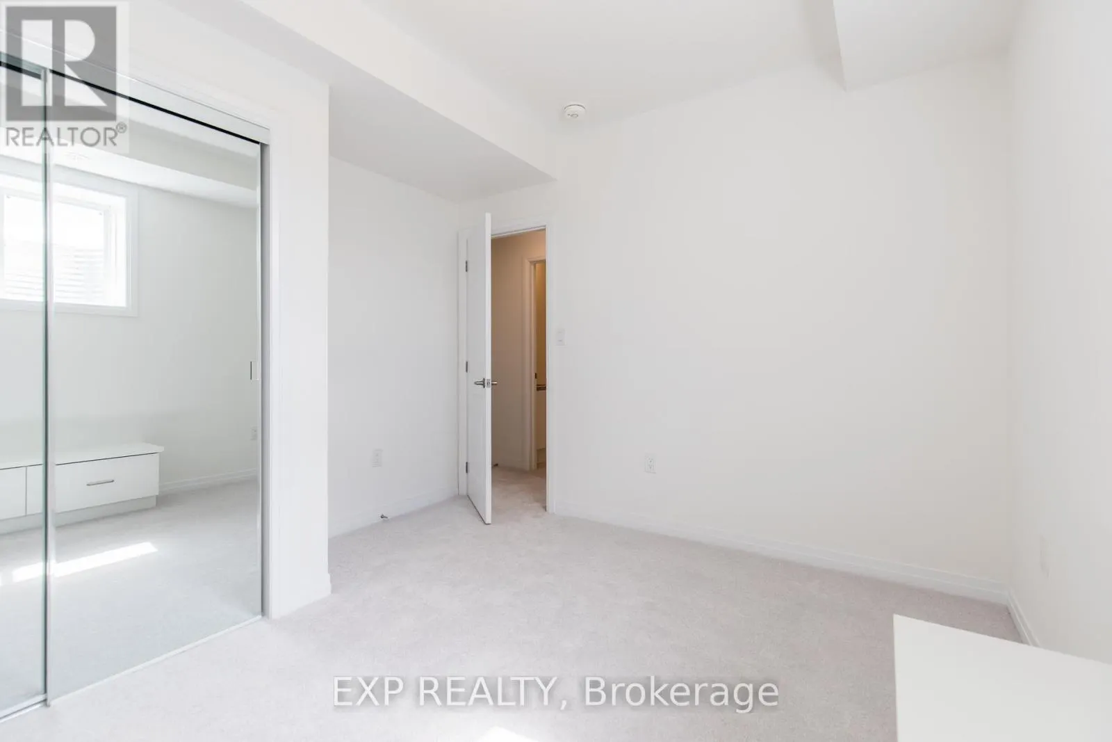 3276 CRYSTAL DRIVE