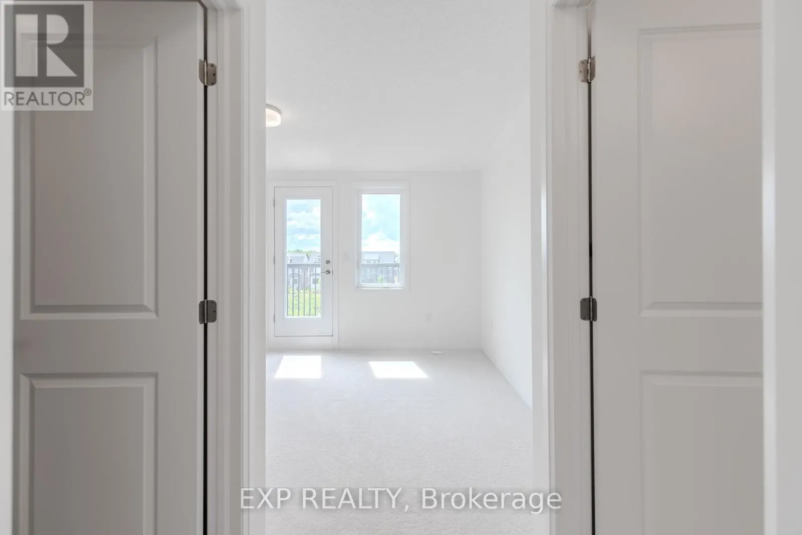 3276 CRYSTAL DRIVE