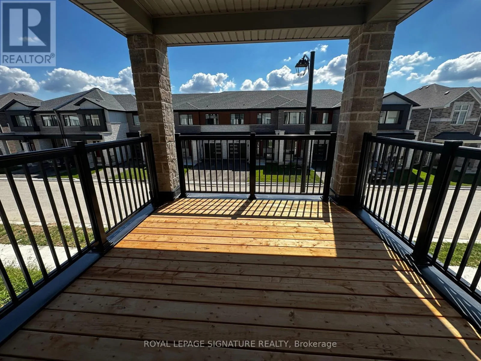 6 - 1259 LILY CRESCENT