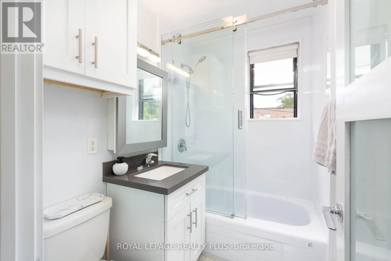 2 - 1 ELMWOOD AVENUE S