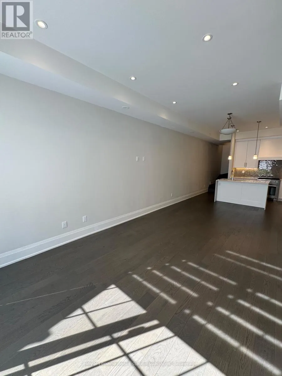 10 - 95 BROOKFIELD ROAD