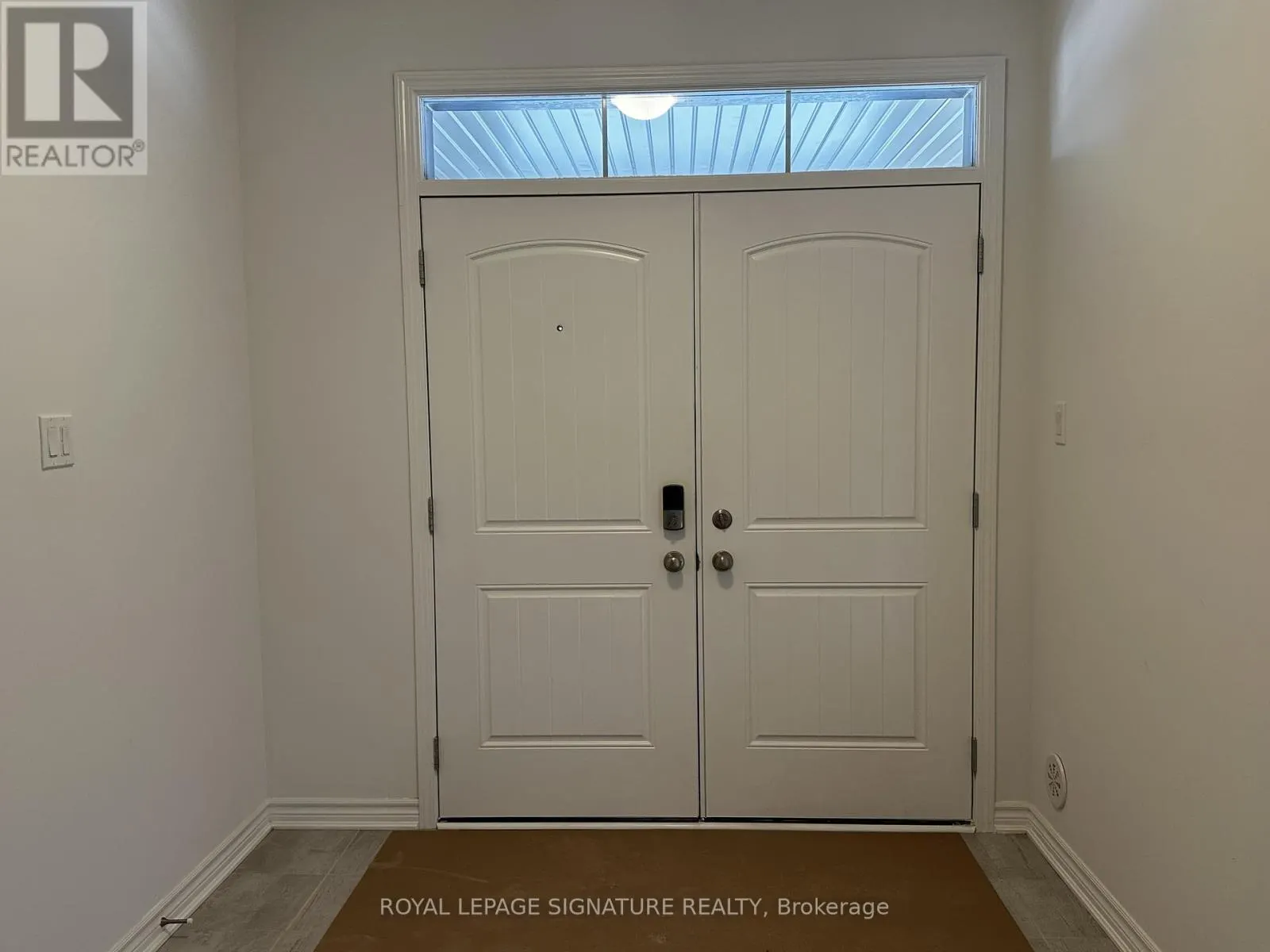8 - 1259 LILY CRESCENT