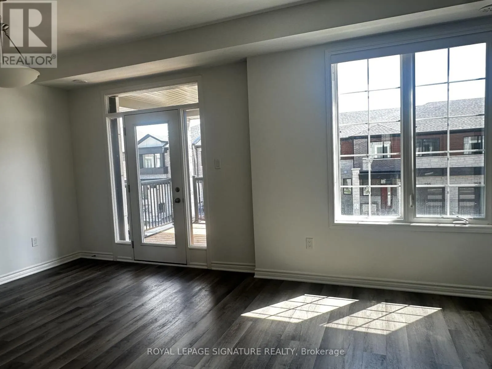 8 - 1259 LILY CRESCENT