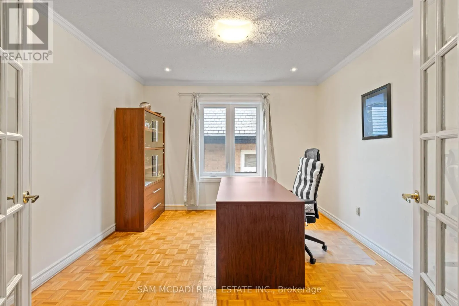 2492 ERIN CENTRE BOULEVARD