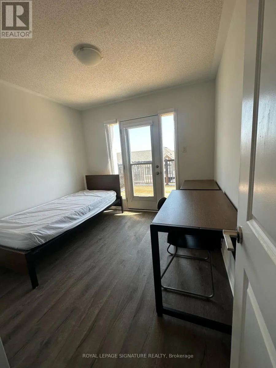 11 - 1259 LILY CRESCENT
