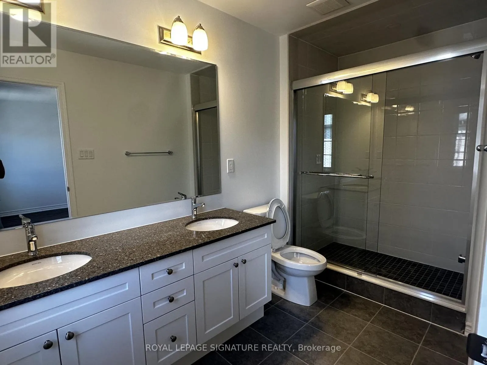 9 - 1259 LILY CRESCENT