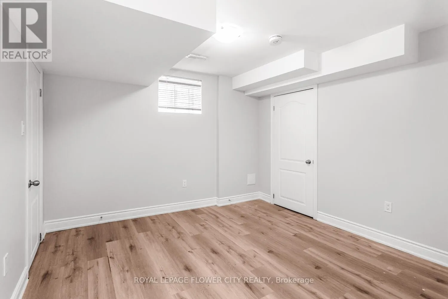 16 ELSINORE STREET