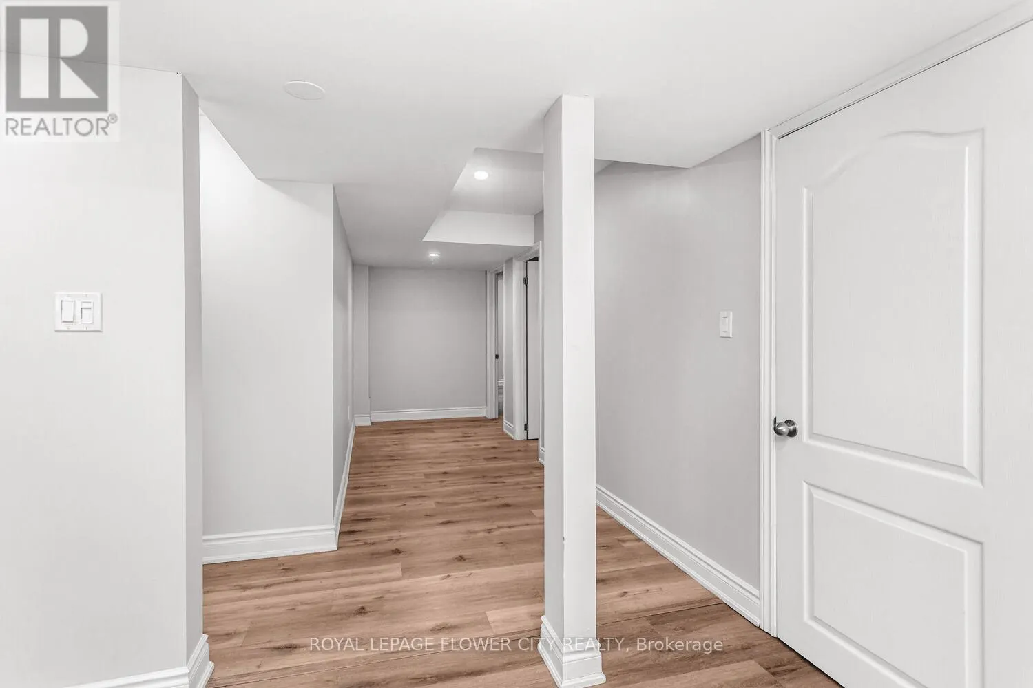 16 ELSINORE STREET