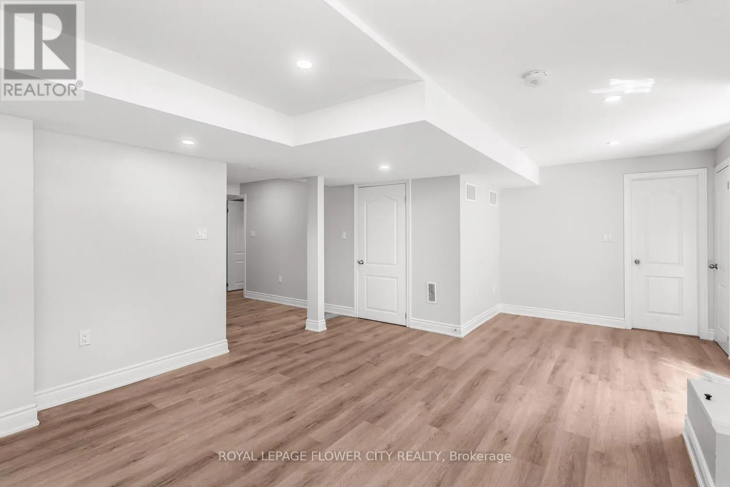 16 ELSINORE STREET