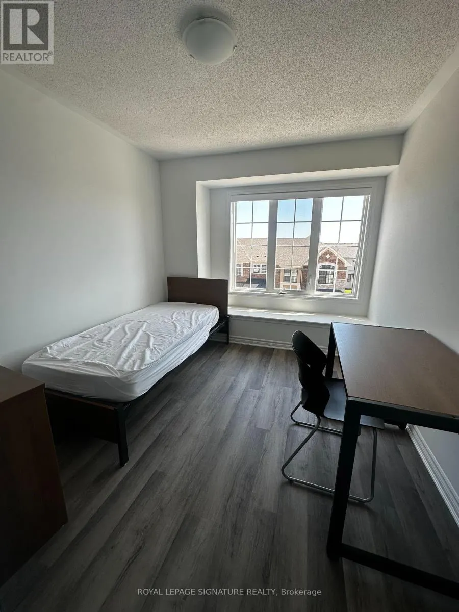 12 - 1259 LILY CRESCENT