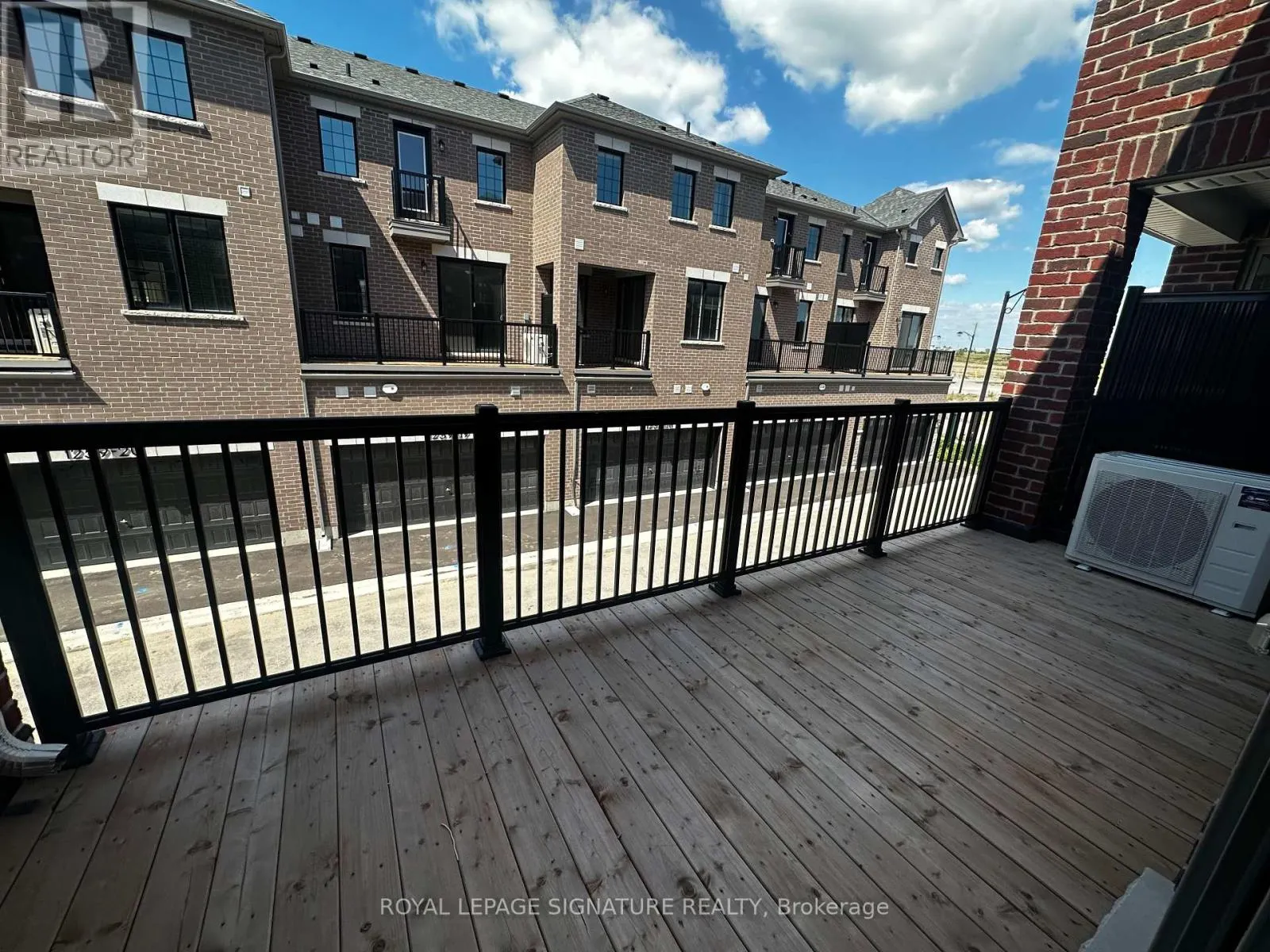 12 - 1259 LILY CRESCENT