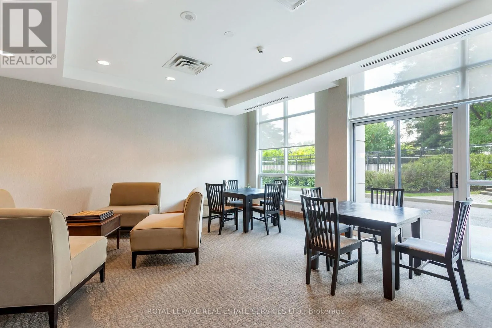 708 - 1403 ROYAL YORK ROAD