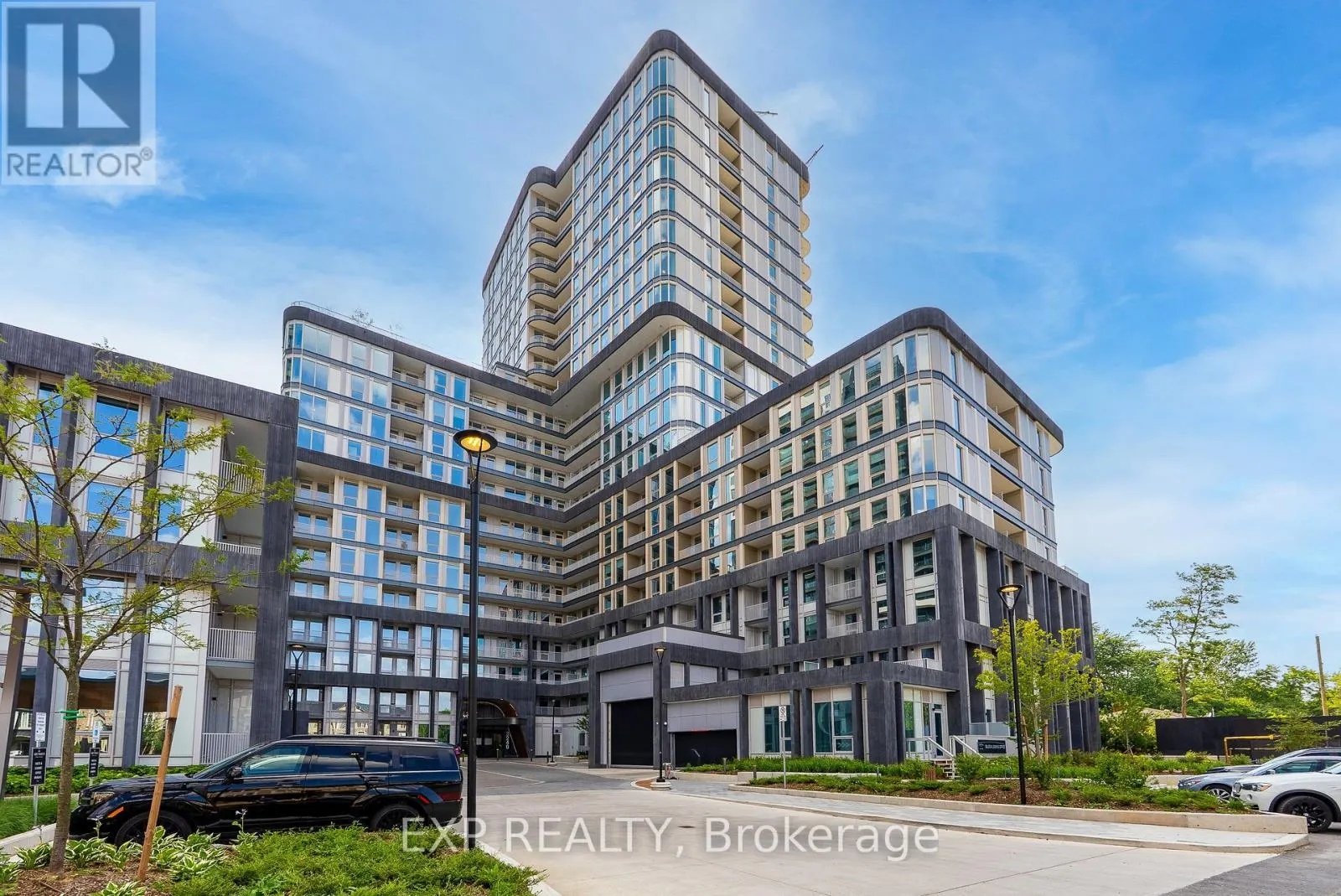 711 - 3240 WILLIAM COLTSON AVENUE