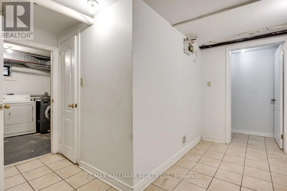 10 SNIDER AVENUE
