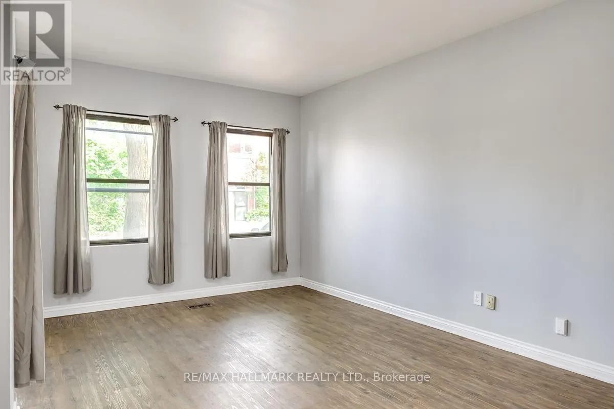 10 SNIDER AVENUE