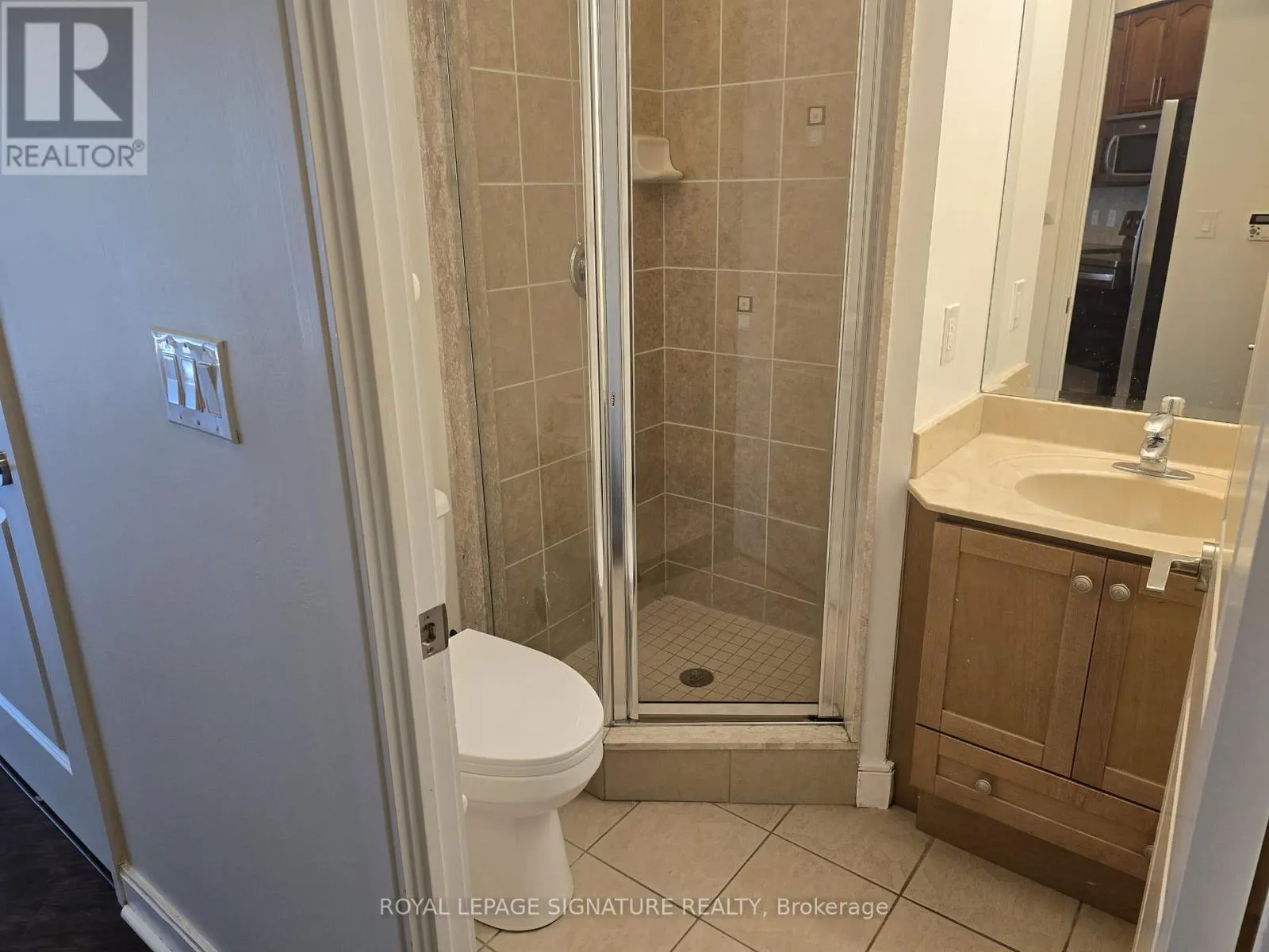 2806 - 80 ABSOLUTE AVENUE
