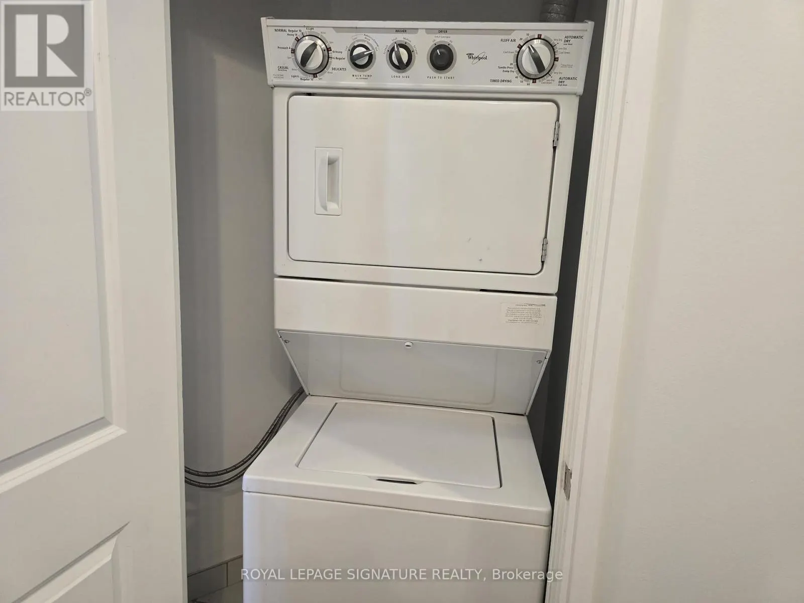 2806 - 80 ABSOLUTE AVENUE