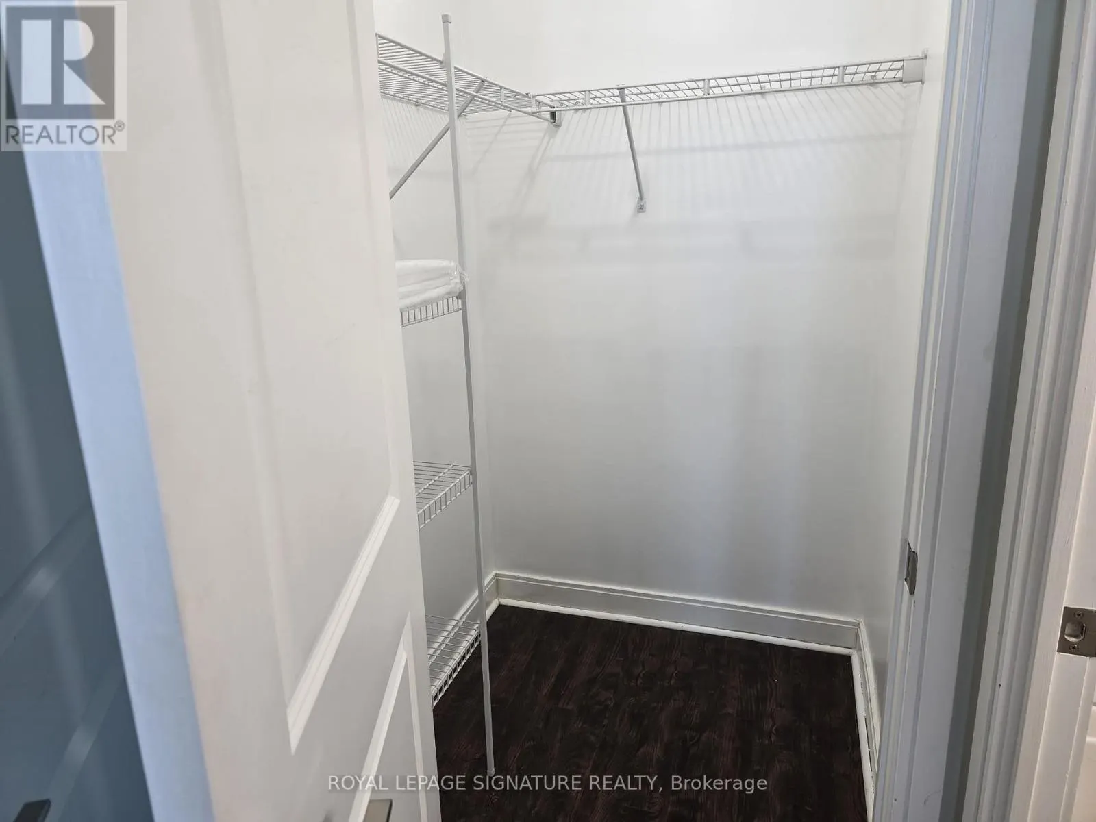 2806 - 80 ABSOLUTE AVENUE